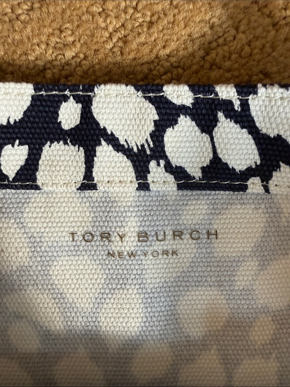 Tory Burch Colorblock printed tote - Picture 4 of 5